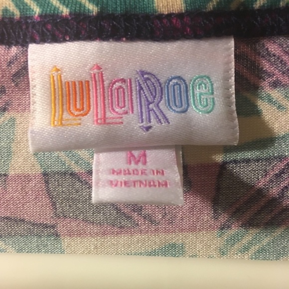 NWT LuLaRoe M Gigi Top - Picture 4 of 7